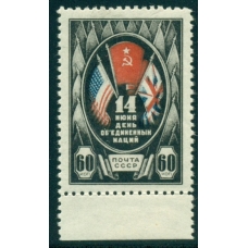 СССР. 1944. СК N 810 var.** Сдвиг синего цвета.